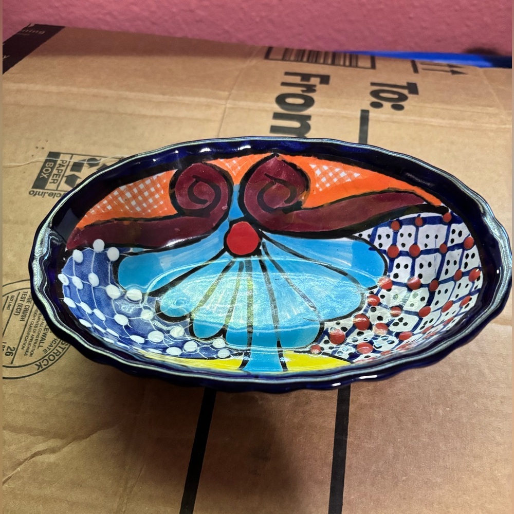 Talavera dipping bowl is lead-free and safe for serving food. Salsa,Dips,Butter.